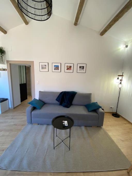 Le Petit Loft Des Halles Beziers Exterior photo