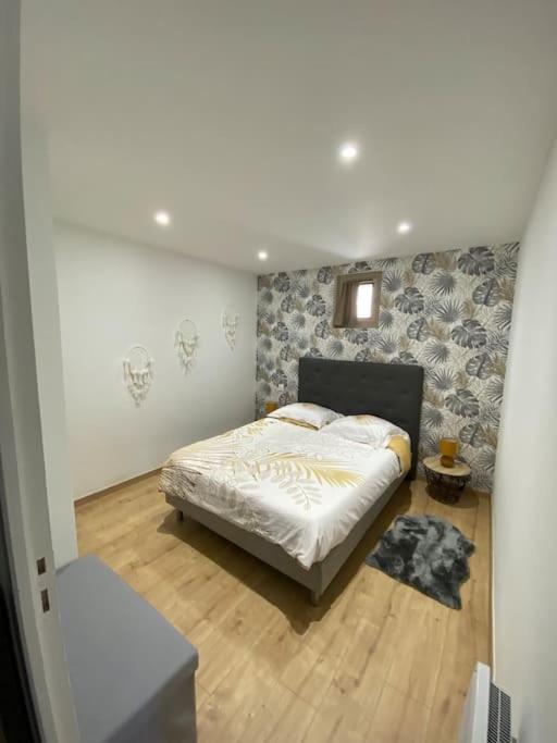 Le Petit Loft Des Halles Beziers Exterior photo