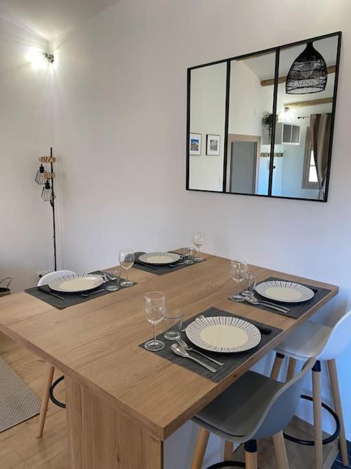 Le Petit Loft Des Halles Beziers Exterior photo